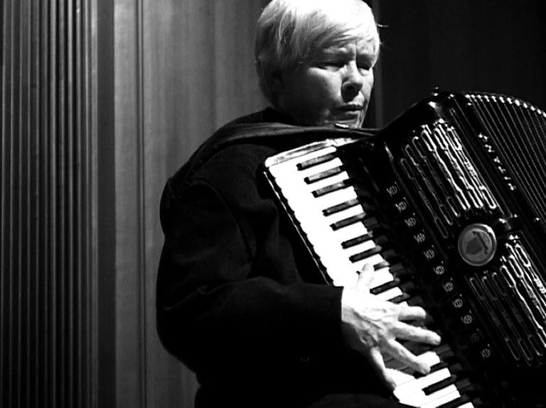 Small Steps: Conversations with Pauline Oliveros